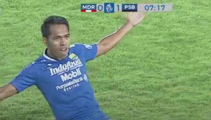 Bikin Gol Cepat Ke Gawang Madura United,  Robert Alberts Puji Penampilan Frets Butuan